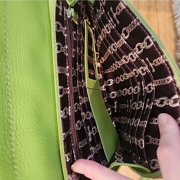CLARKS LIME Green CROSSBODY Shoulder Bag Handbag Lots Of Pockets - Picture 7 of 7